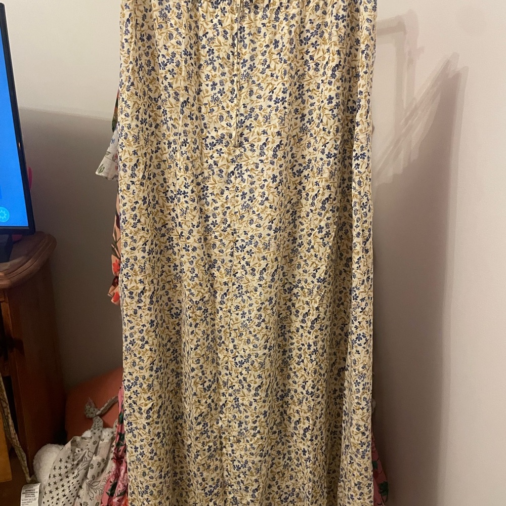 Vintage Blue and Cream Floral A-Line Skirt